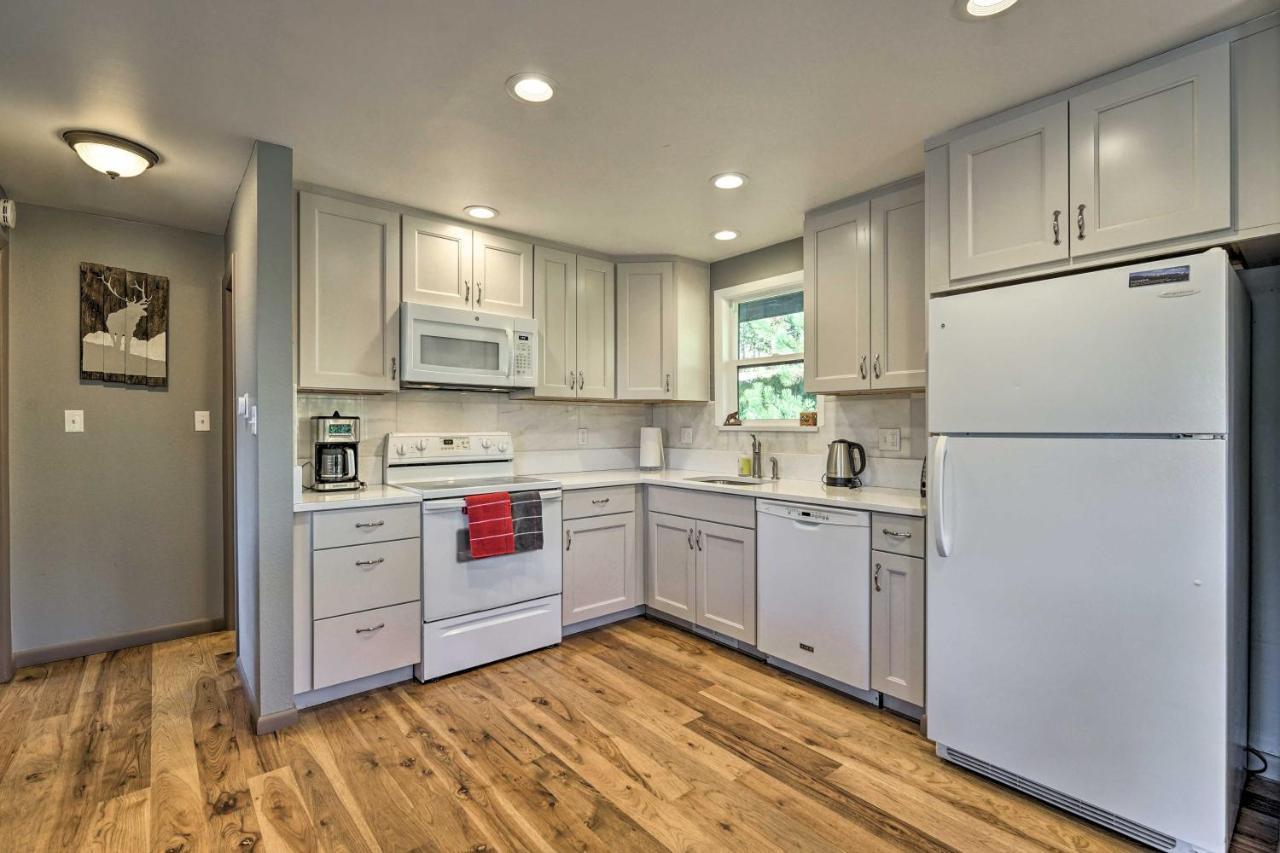 Luxe Updated Home With Grill And Hot Tub 4 Mi To Rmnp Эстес Парк Экстерьер фото